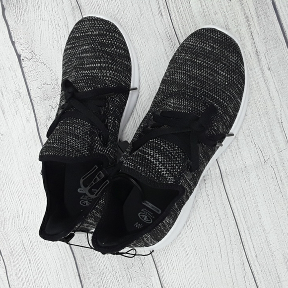 ATHLETIC WORKS Sneakers Womens Black White Comfort Trainers Memory Foam Shoes - Picture 7 of 7